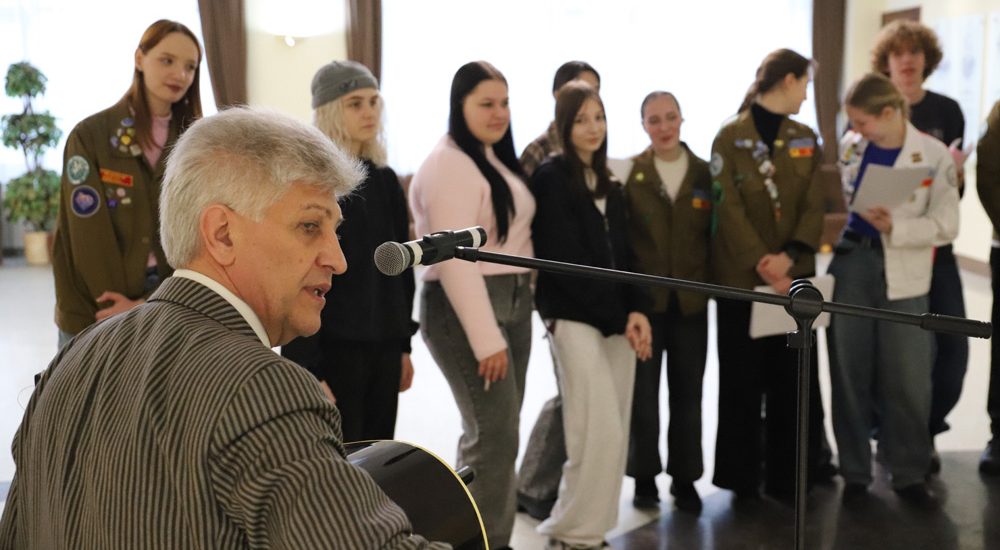 Квартирник в МКЦ (9) Квартирник в МКЦ (9)